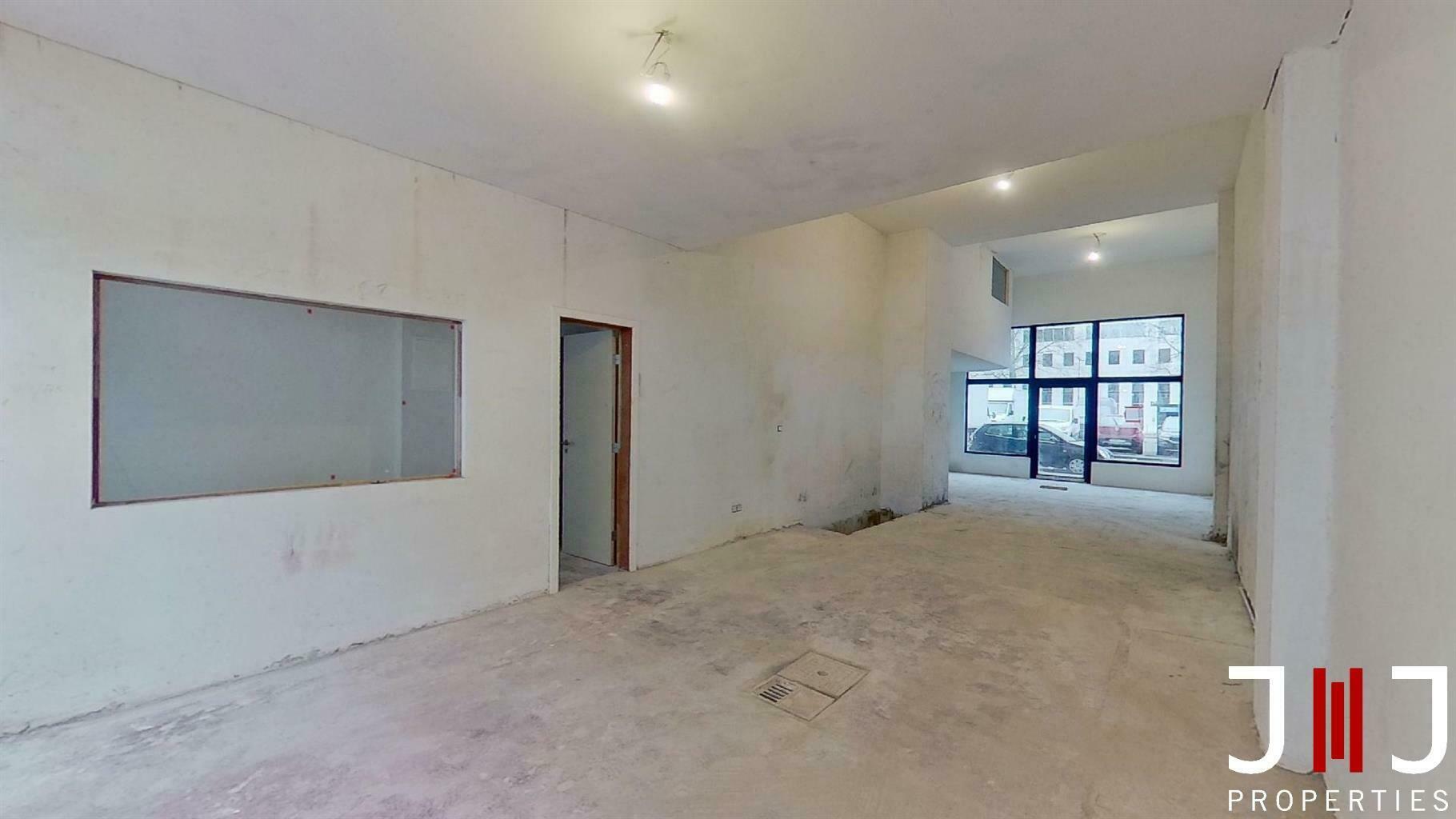 Commercial groundfloor for rent in Brussels