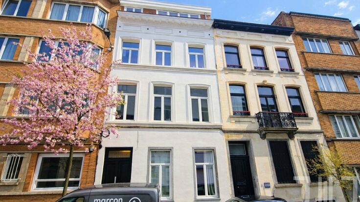 Appartement te koop in Elsene