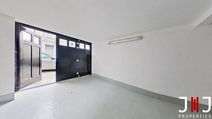 Garage (ferme) à louer à Saint-Gilles