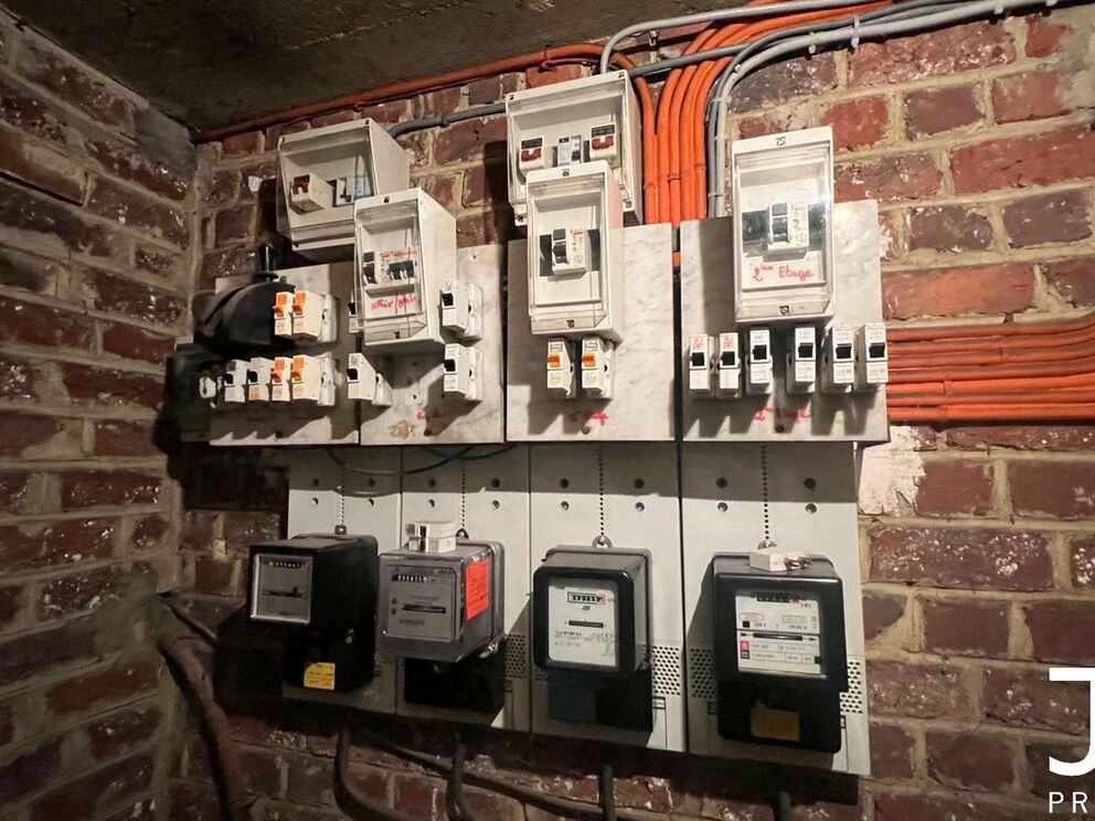 Apartment block for sale in Anderlecht