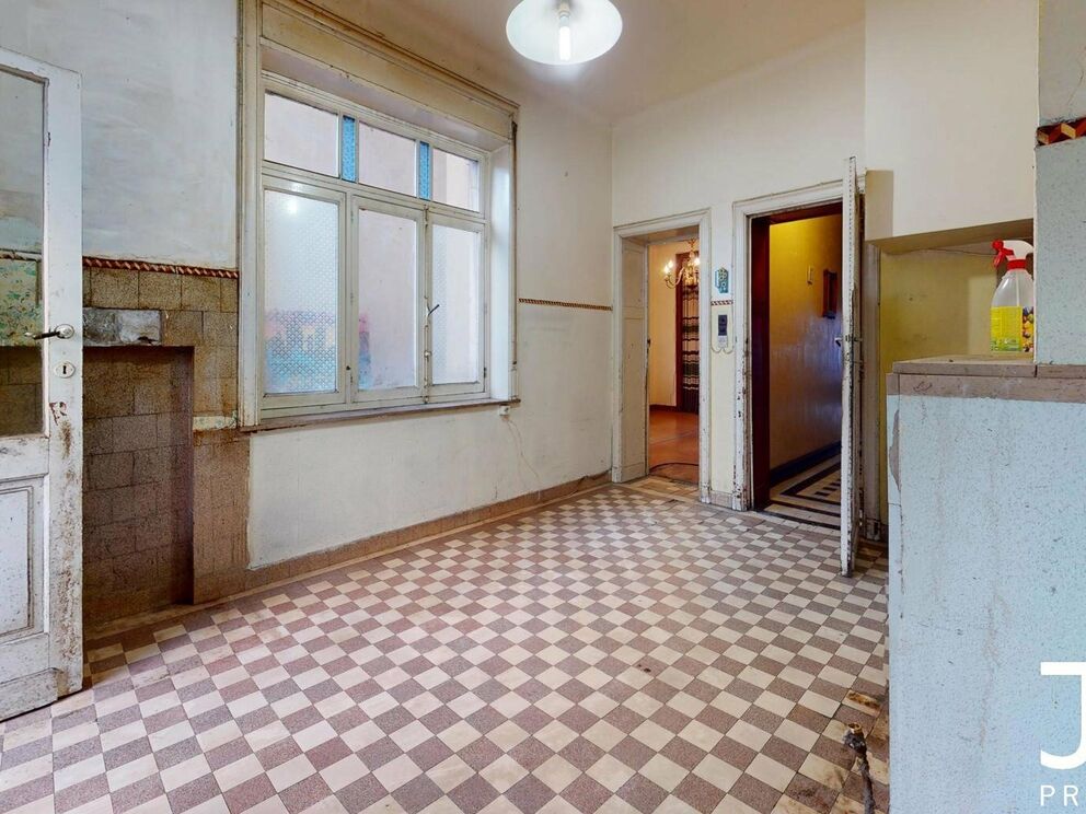 Apartment block for sale in Anderlecht