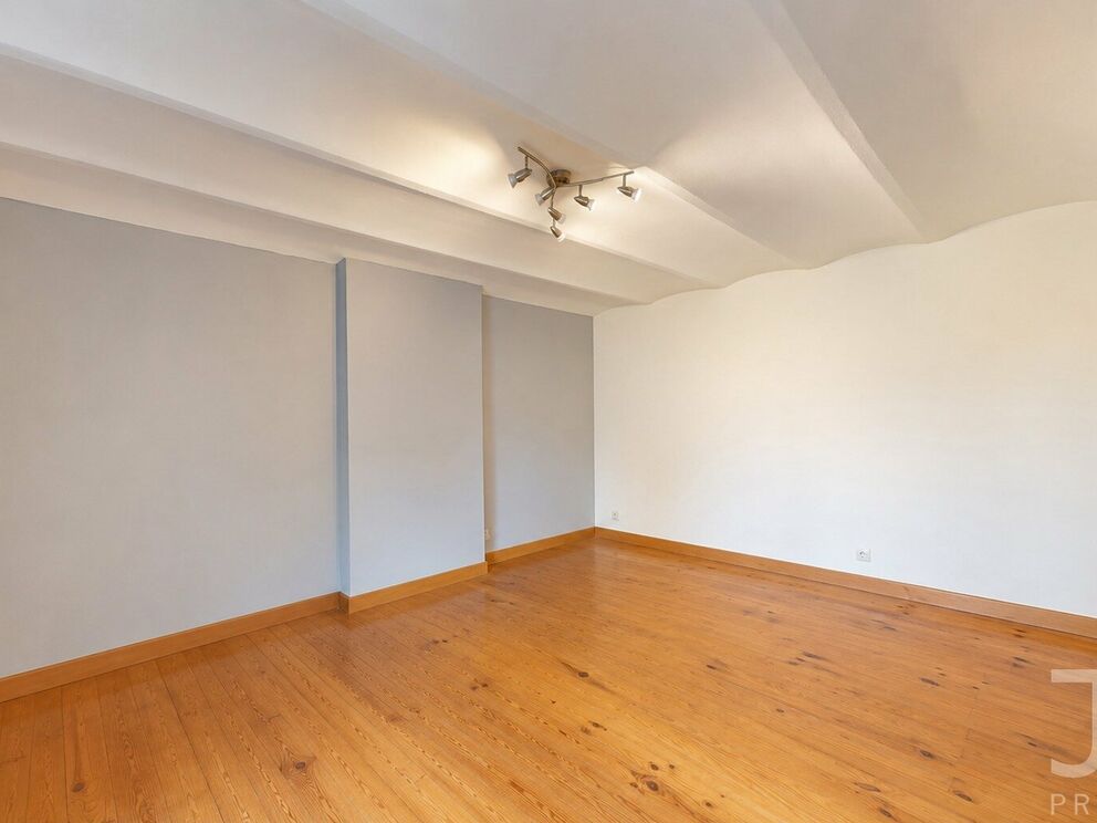 Apartment block for sale in Jemeppe-sur-Sambre