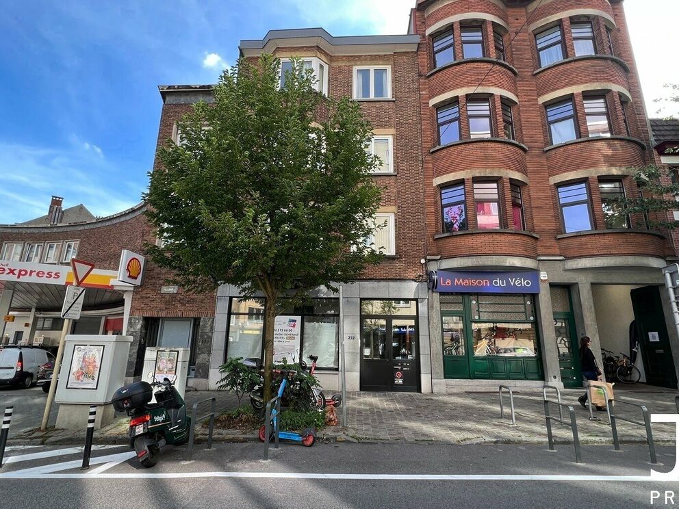 Apartment block for sale in Schaarbeek