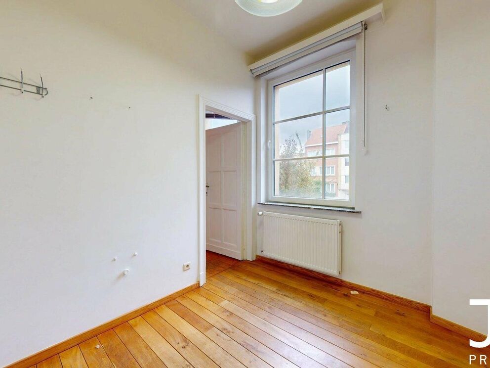 Apartment block for sale in Sint-Lambrechts-Woluwe