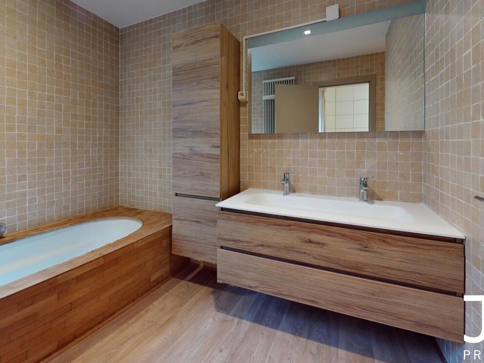 Appartement te koop in Elsene