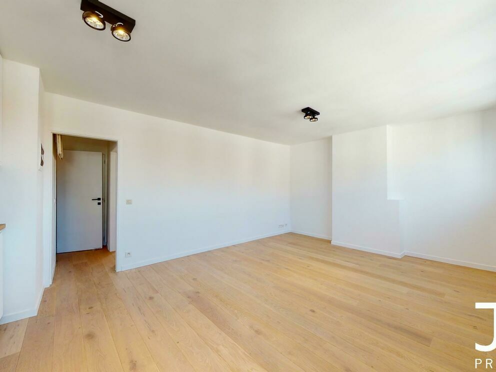Appartement te koop in Elsene