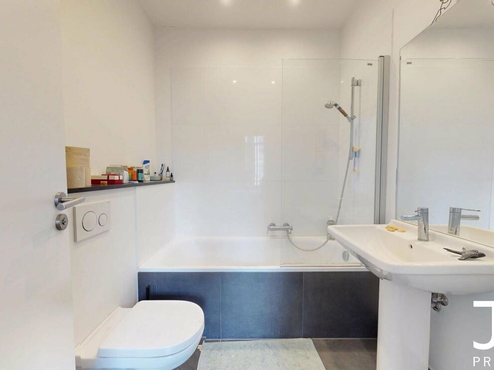Appartementsgebouw te koop in Schaarbeek