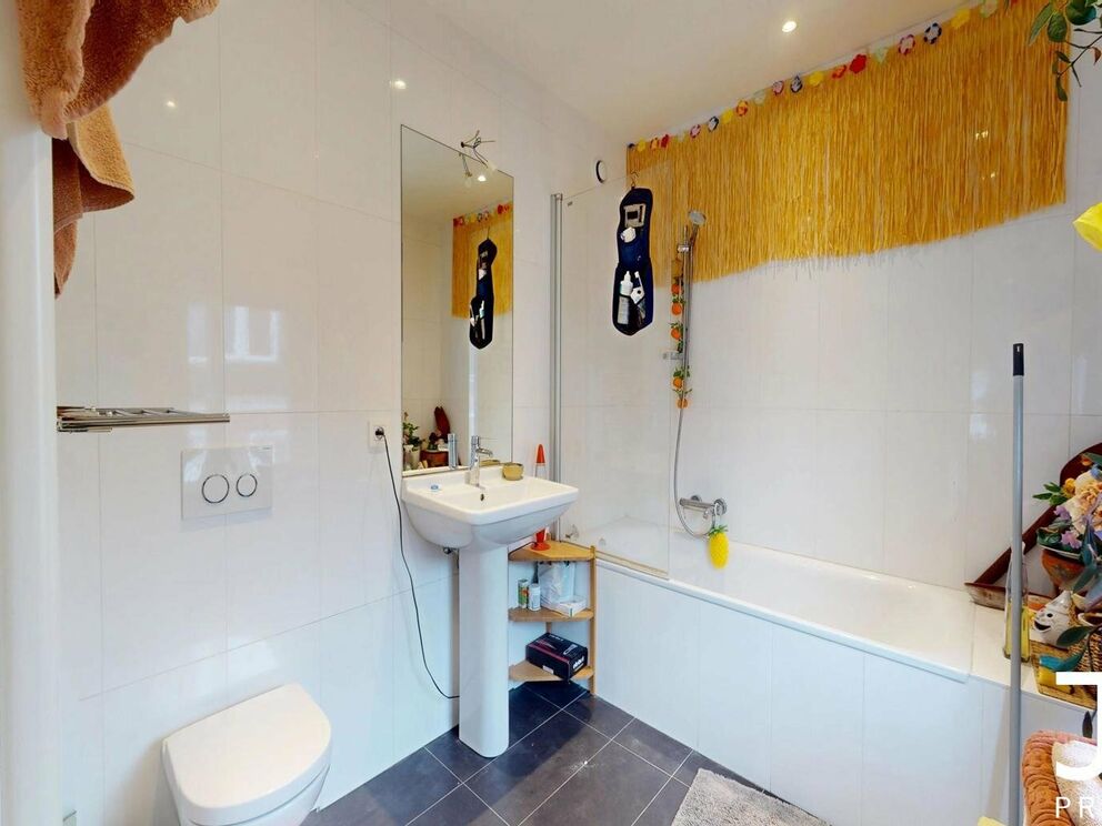 Appartementsgebouw te koop in Sint-Joost-ten-Node