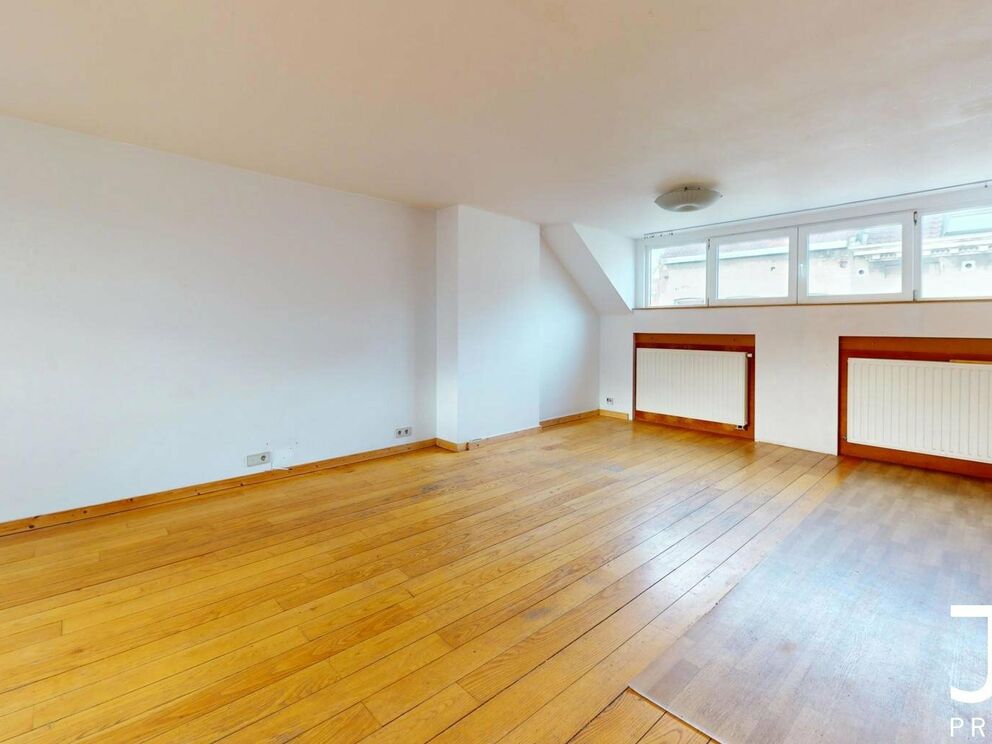 Appartementsgebouw te koop in Sint-Joost-ten-Node