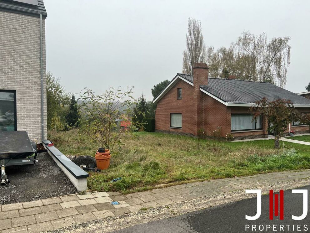 Building ground for sale in Sint-Genesius-Rode