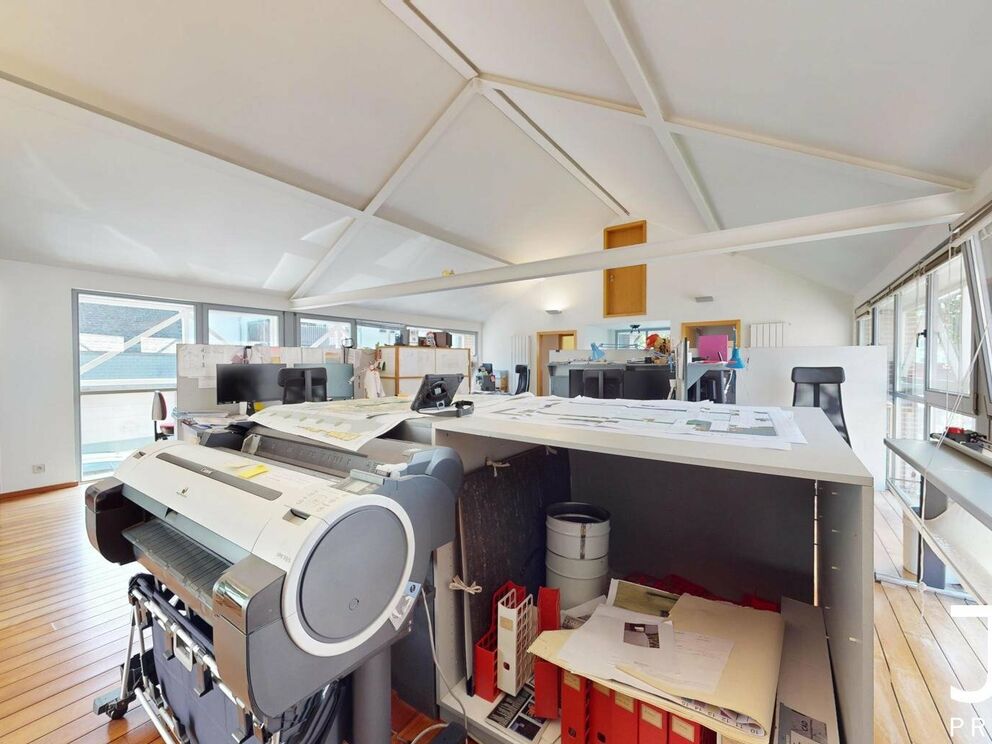 Bureaux à vendre à Genval