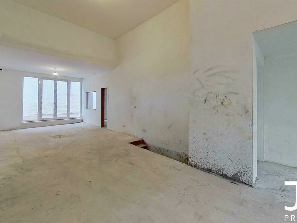 Commercial groundfloor for rent in Brussels