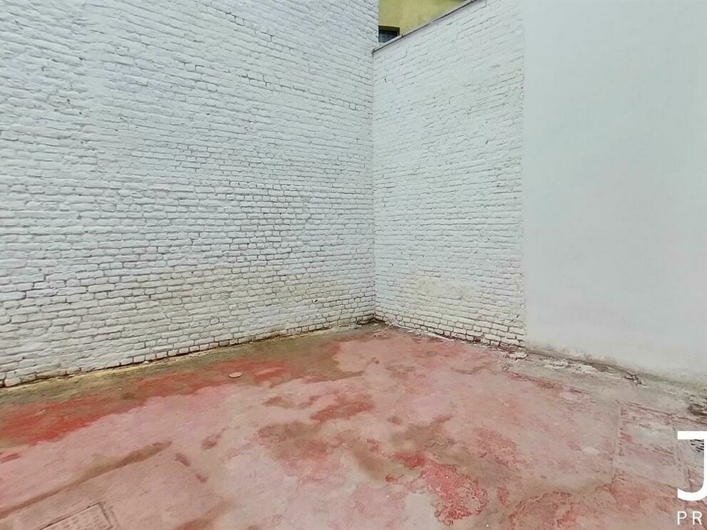 Commercial groundfloor for rent in Brussels