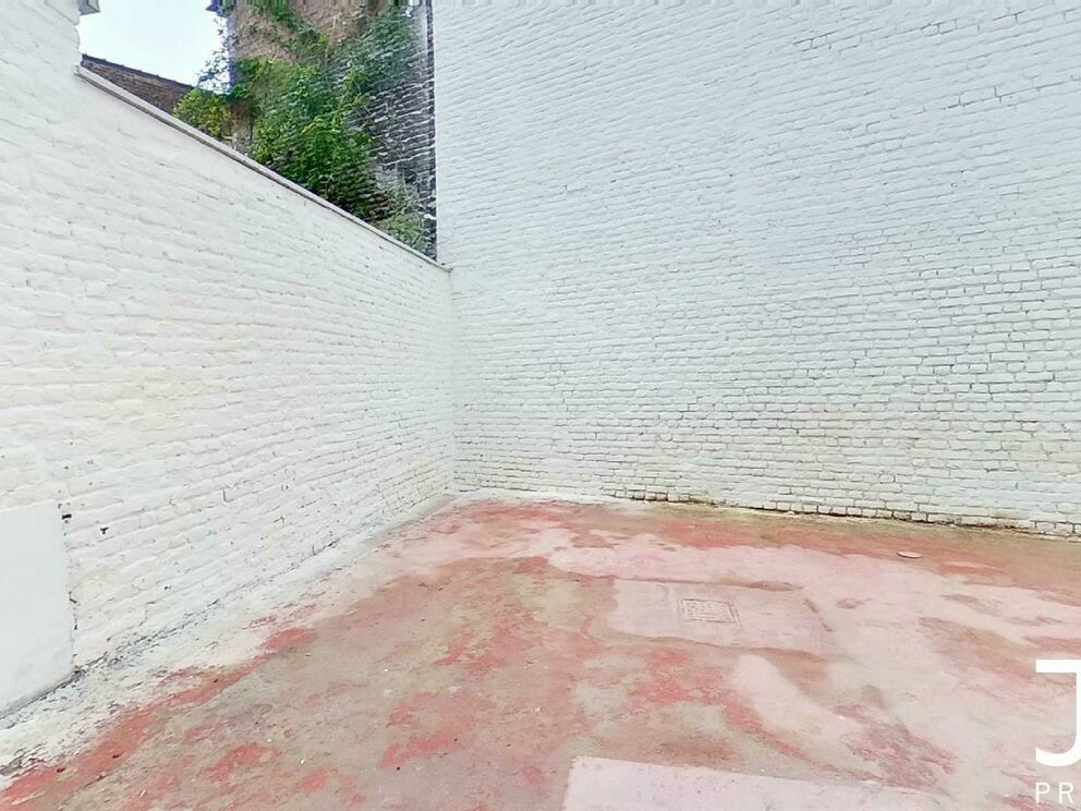 Commercial groundfloor for rent in Brussels