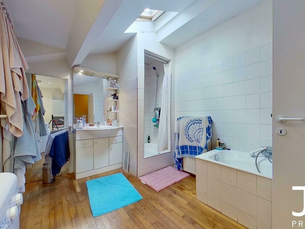 Duplex for rent in Elsene