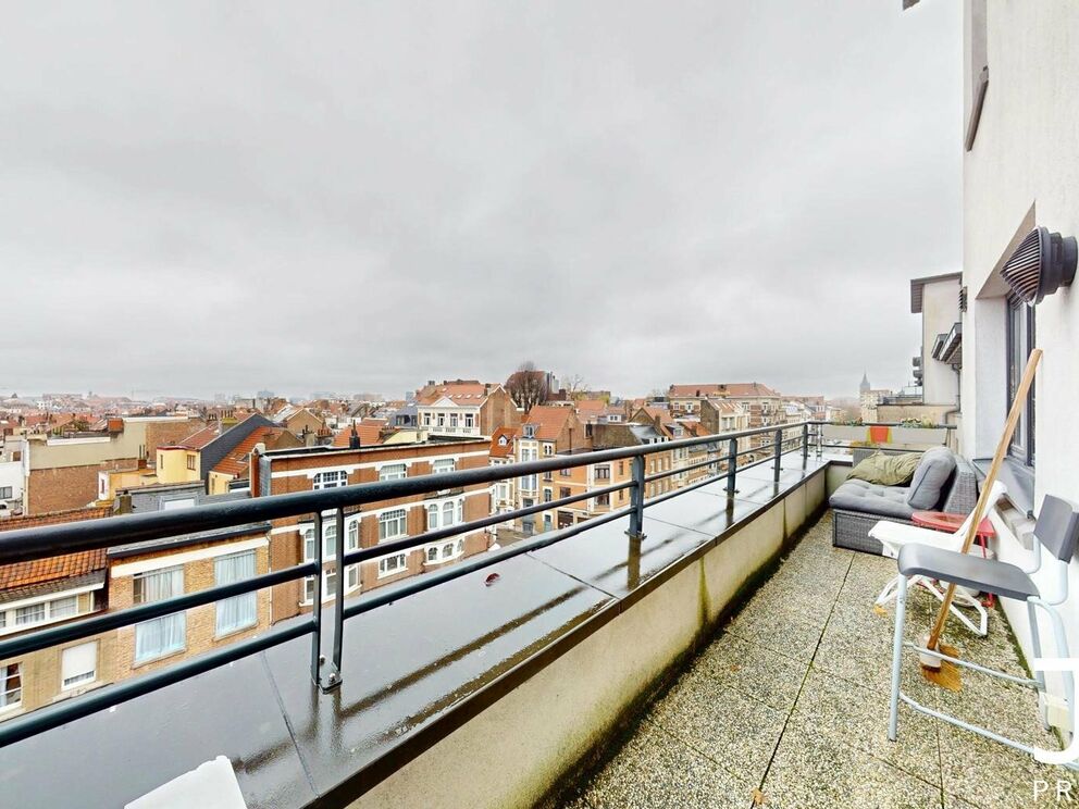 Duplex for sale in Elsene