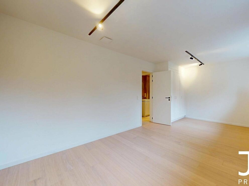 Flat for rent in Elsene