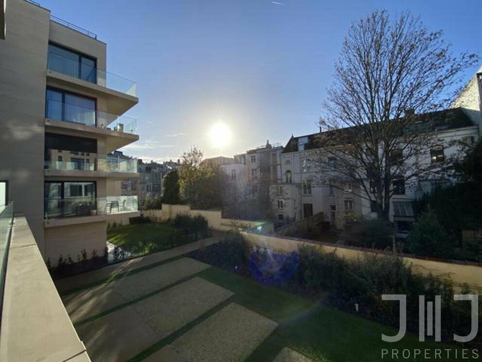 Flat for rent in Elsene