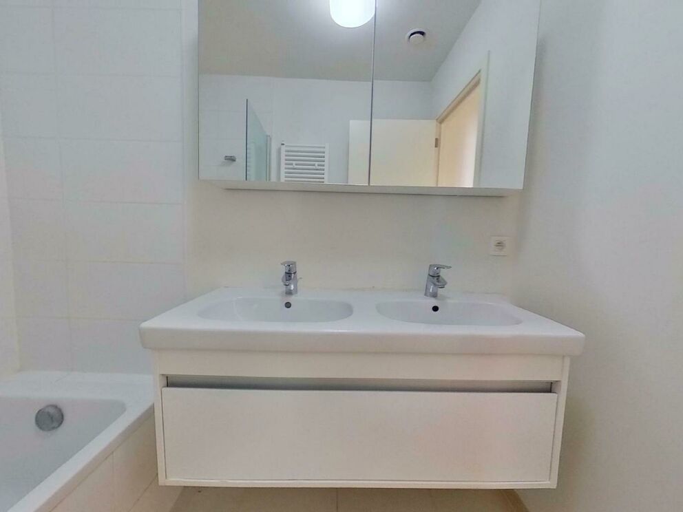 Flat for rent in Sint-Lambrechts-Woluwe