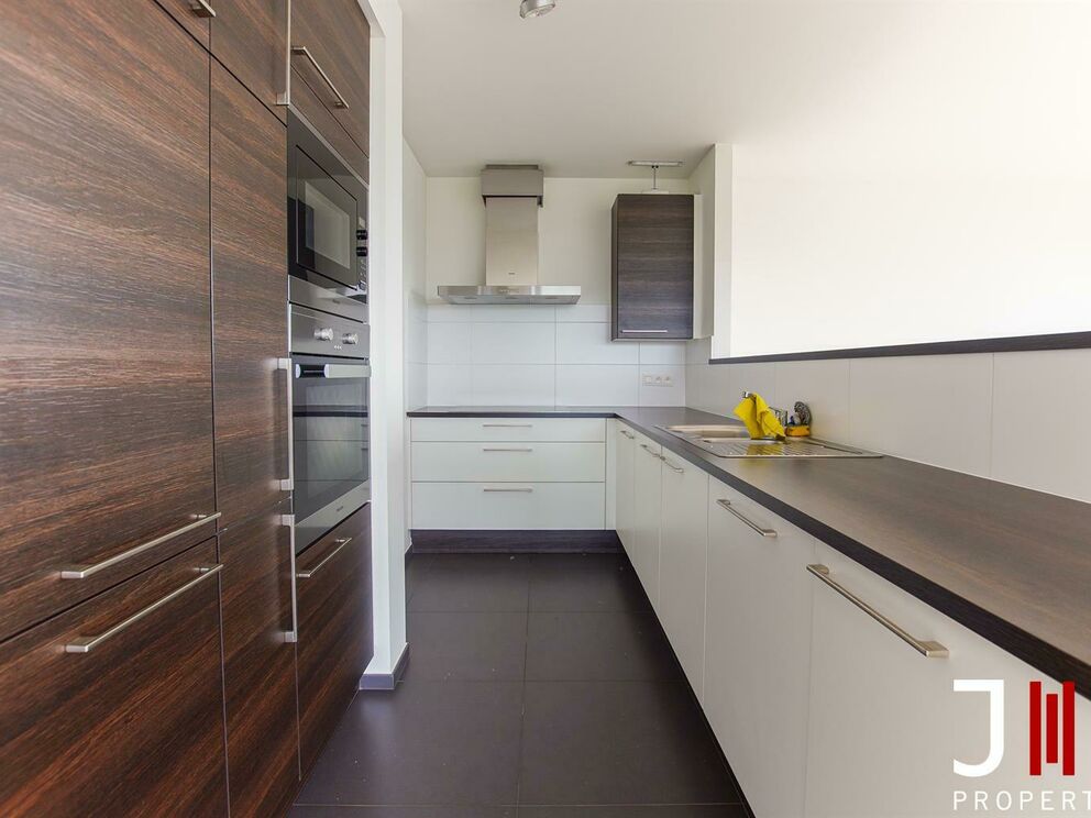 Flat for rent in Sint-Lambrechts-Woluwe