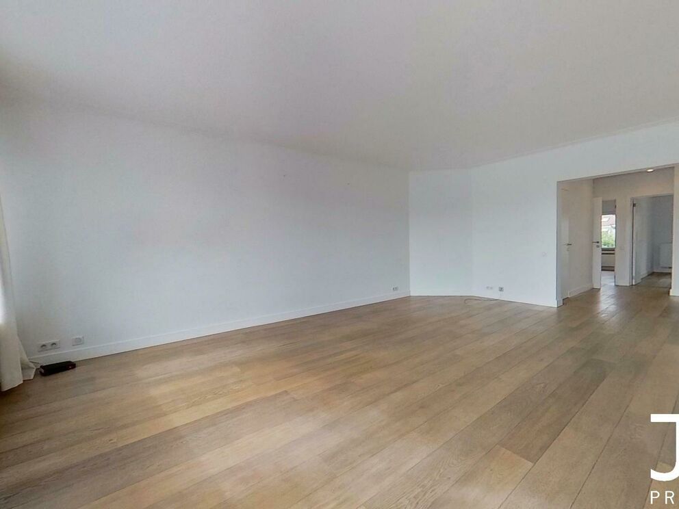 Flat for rent in Sint-Pieters-Woluwe