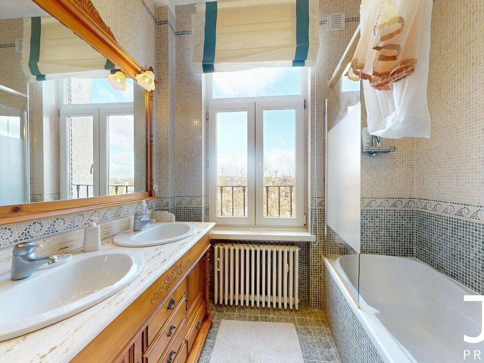 Flat for rent in Sint-Pieters-Woluwe