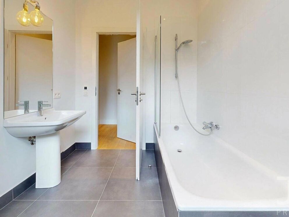 Flat for sale in Schaarbeek