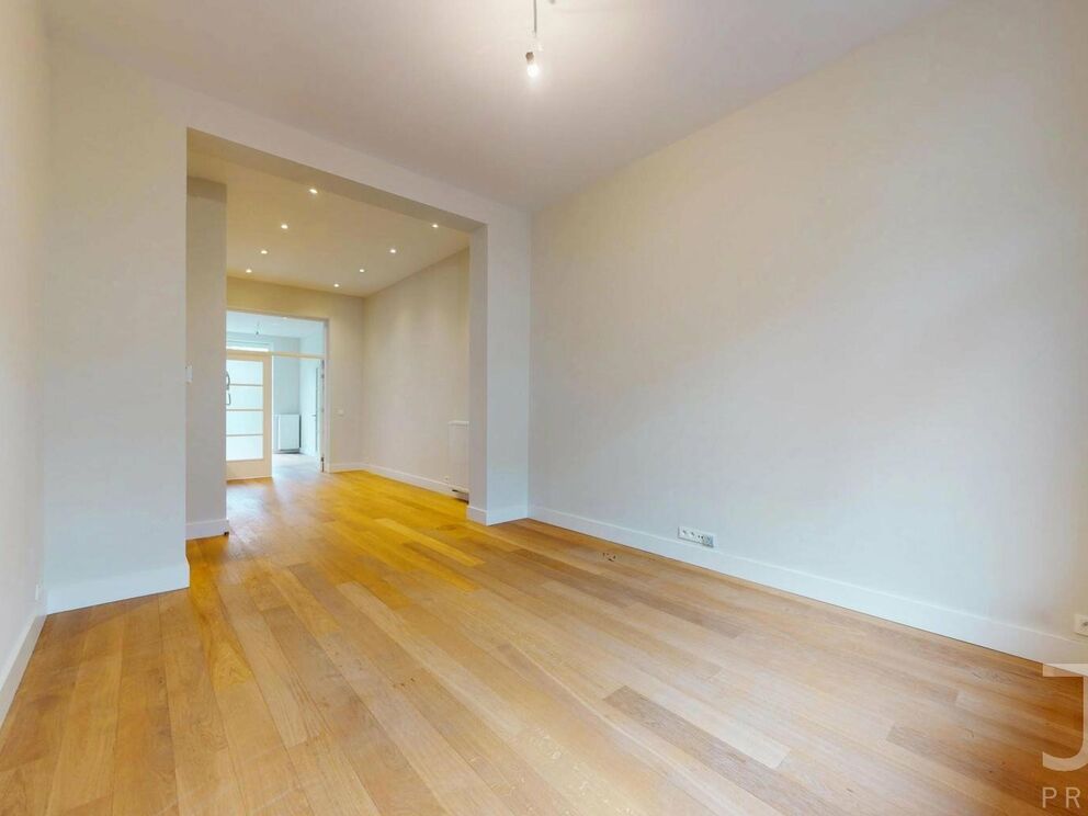 Flat for sale in Schaarbeek