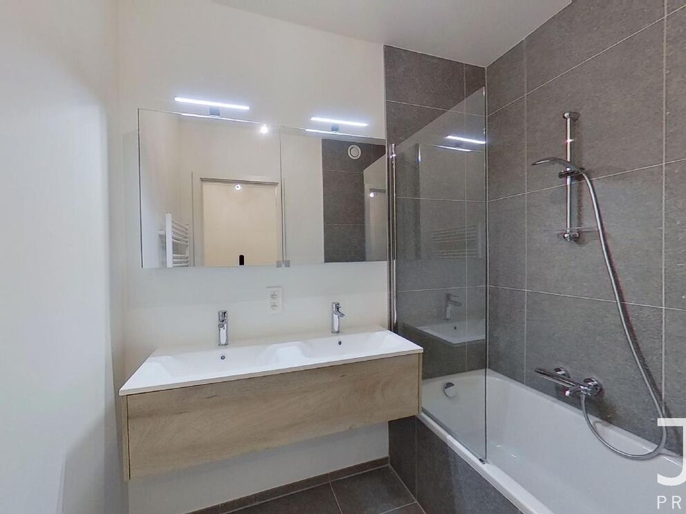 Flat for sale in Sint-Lambrechts-Woluwe