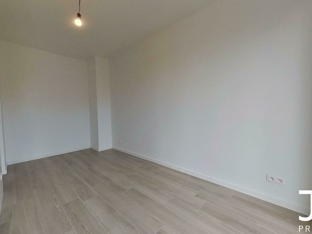 Ground floor for rent in Halle