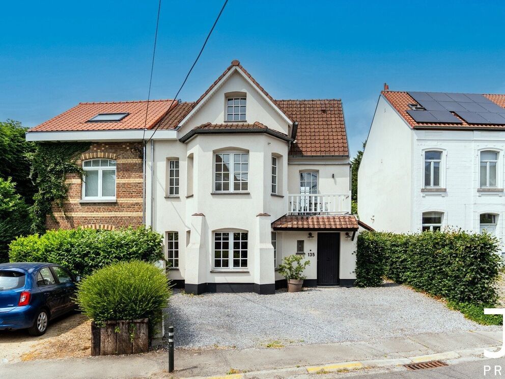 House for rent in Genval