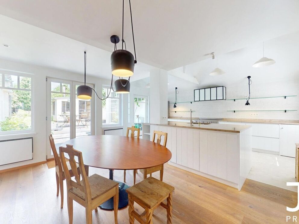 House for rent in Genval