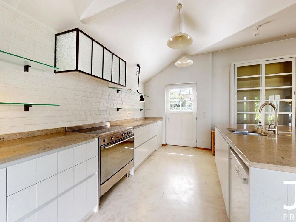 House for rent in Genval