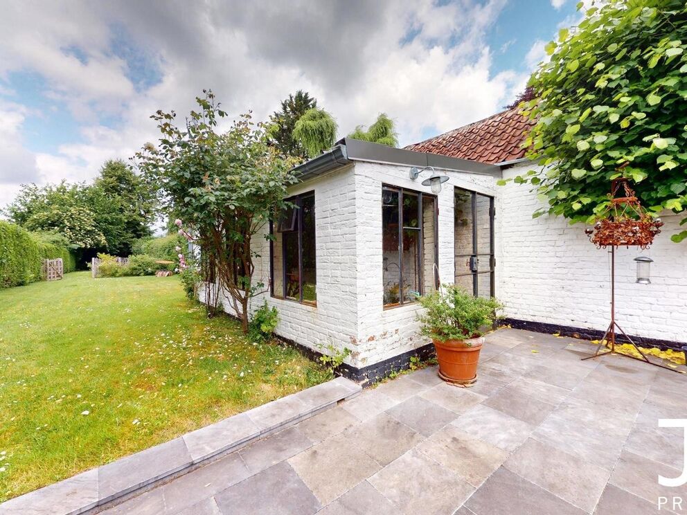 House for rent in Genval