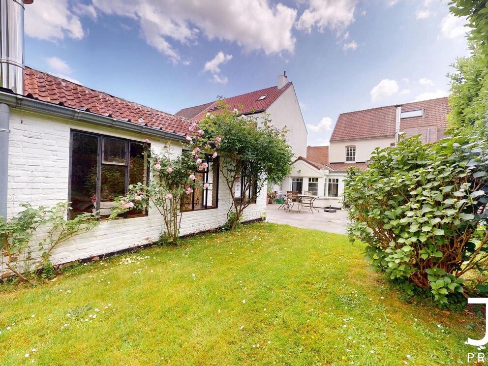 House for rent in Genval