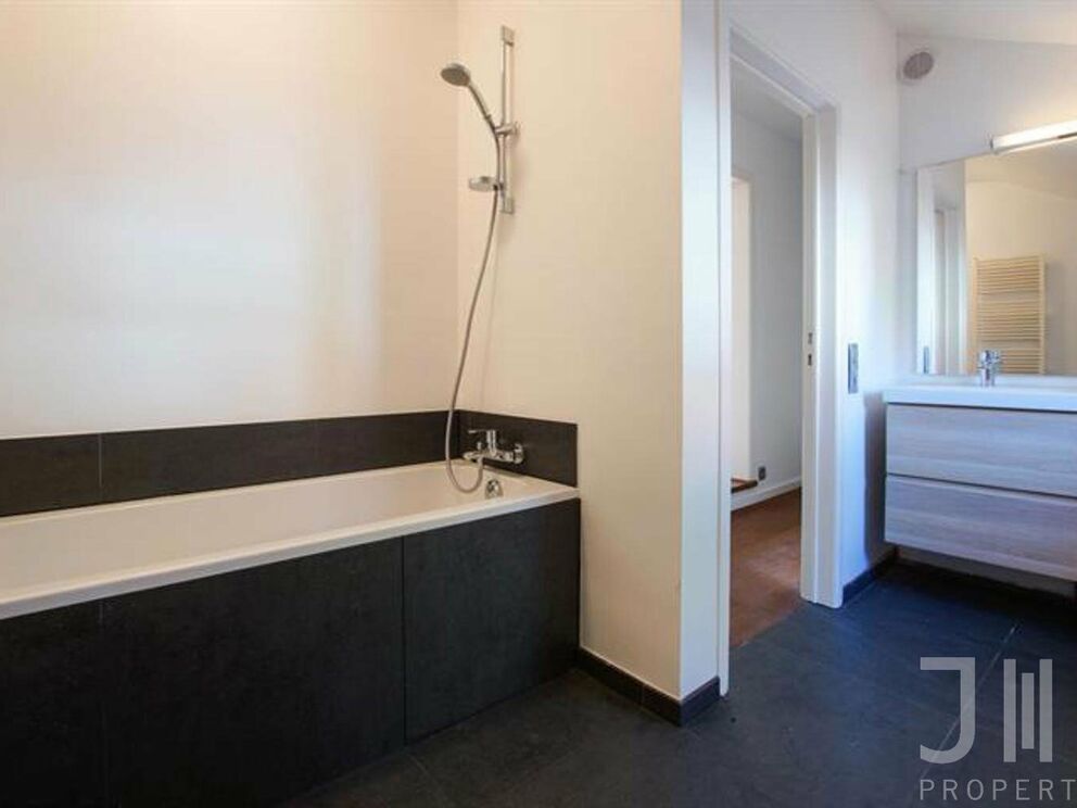 House for sale in Bierges