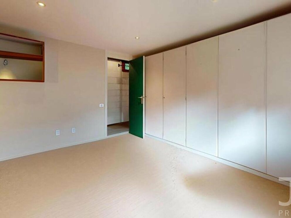 House for sale in Kraainem