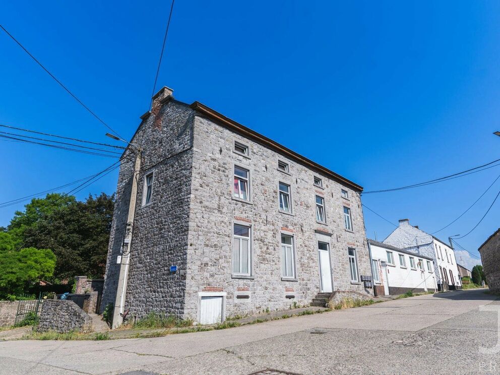 Immeuble à appartements à vendre à Jemeppe-sur-Sambre