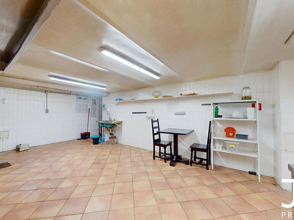 Individual shop for rent in Schaarbeek