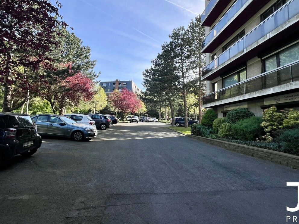 Offices for sale in Uccle