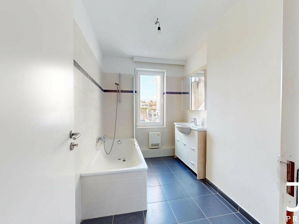 Penthouse for rent in Schaarbeek