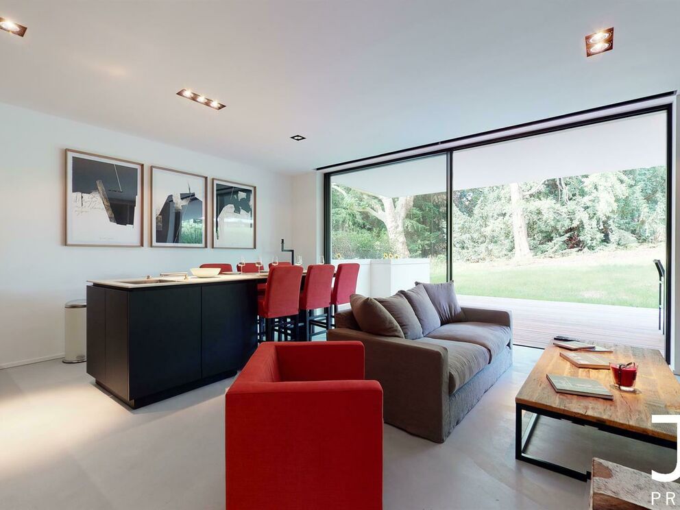 Rez-de-chaussée à louer à Woluwe-Saint-Pierre