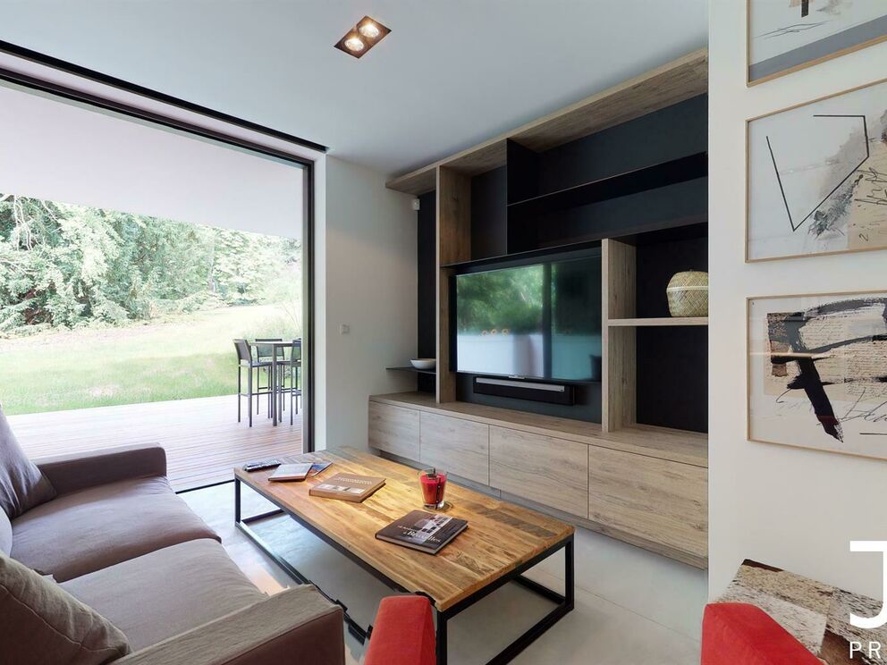 Rez-de-chaussée à louer à Woluwe-Saint-Pierre