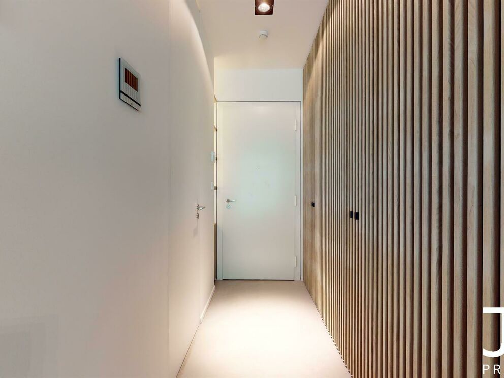 Rez-de-chaussée à louer à Woluwe-Saint-Pierre