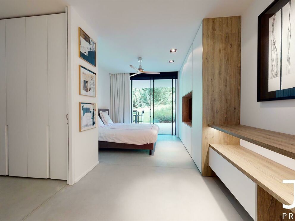 Rez-de-chaussée à louer à Woluwe-Saint-Pierre