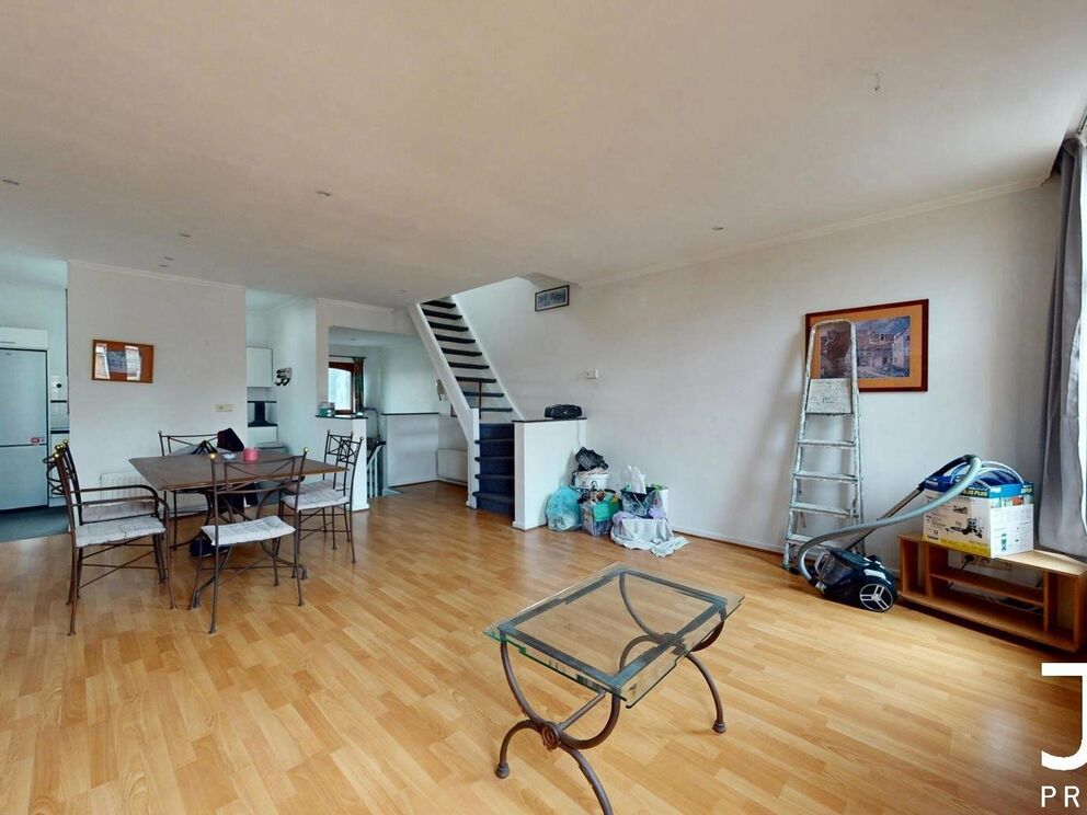 Triplex for rent in Etterbeek