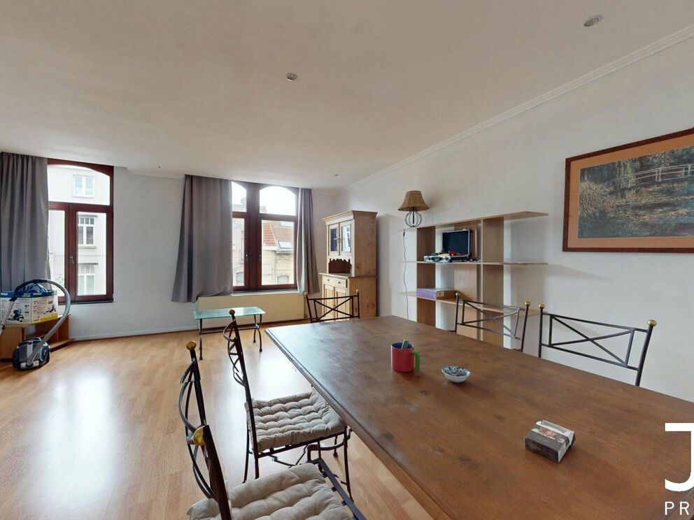 Triplex for rent in Etterbeek