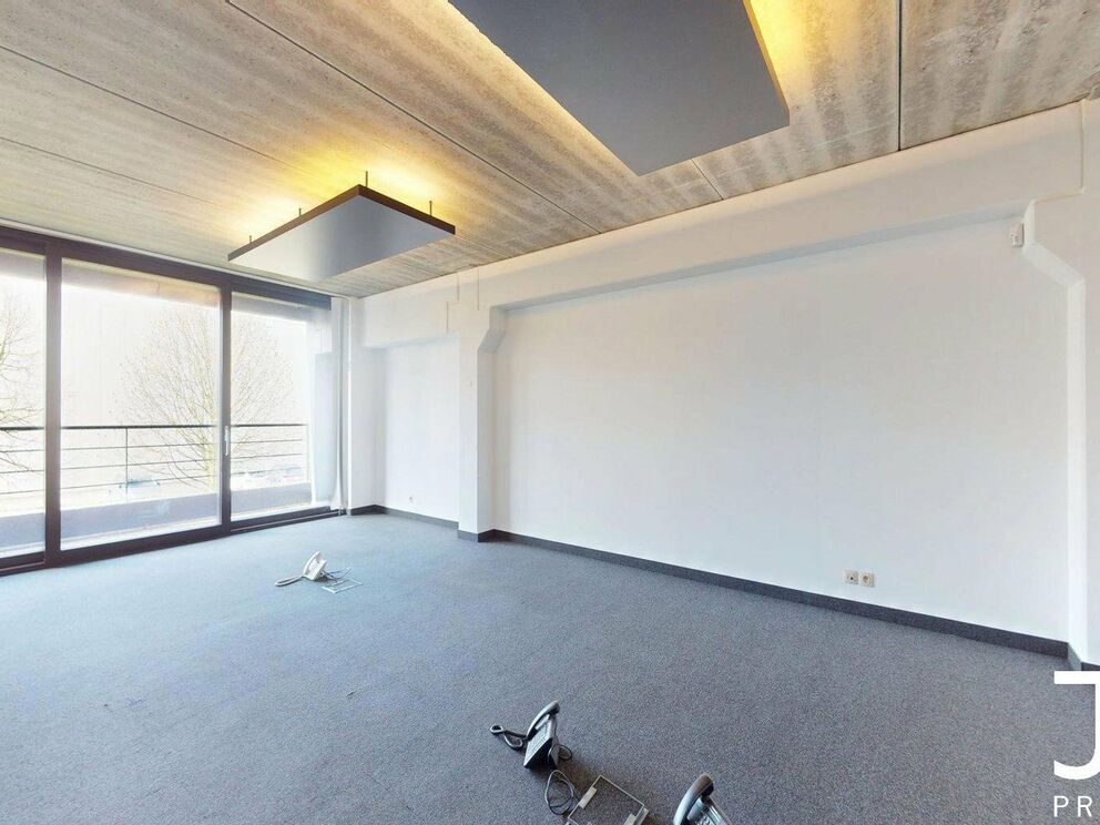 Usage multiple &agrave; louer &agrave; Perwez