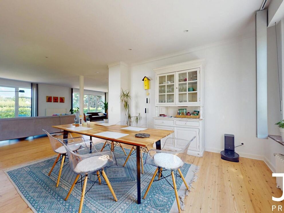 Villa for rent in Sint-Pieters-Woluwe