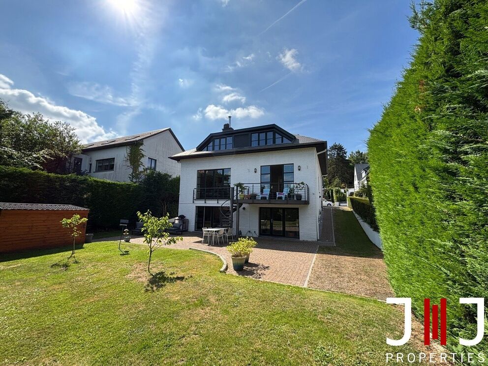 Villa te huur in Sint-Pieters-Woluwe
